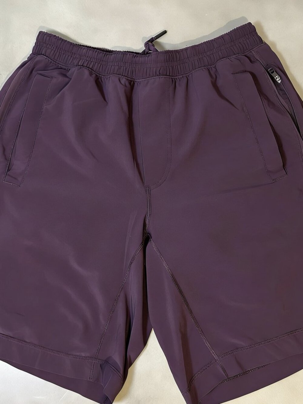 Lululemon Shorts Men's Pace Breaker Lined Athletic Gym 9" Inseam Maroon Red Med